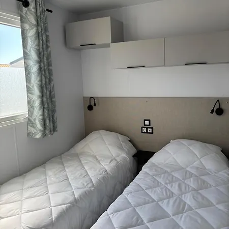 Caravane 6 Personnes A Bredene * Mellet